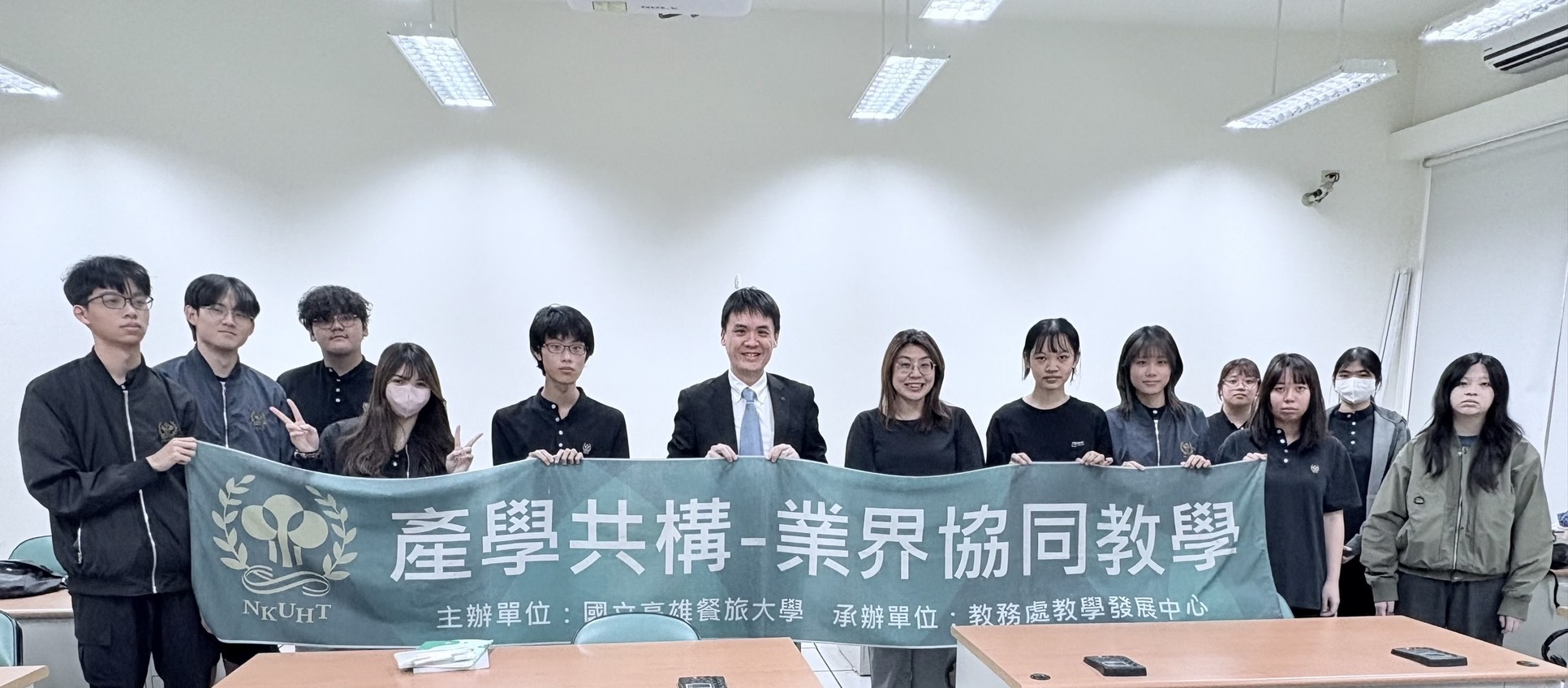 邀請「住友重機械工業株式会社 PTC事業部亞洲事業統括部」 台灣負責人－朱書蔚先生與系上同學講座交流